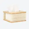 Caja de pañuelos de bambú / Becky Shen