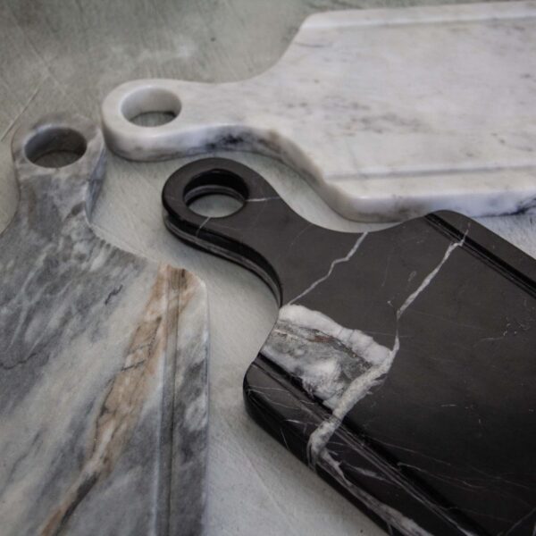 Tabla Rectangular para quesos y carnes frí­as con asa Gris