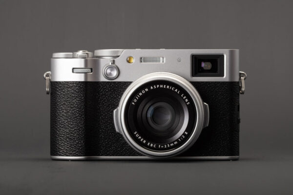 Camara Fujifilm XV100 VI