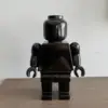 Escultura de LEGO en mármol