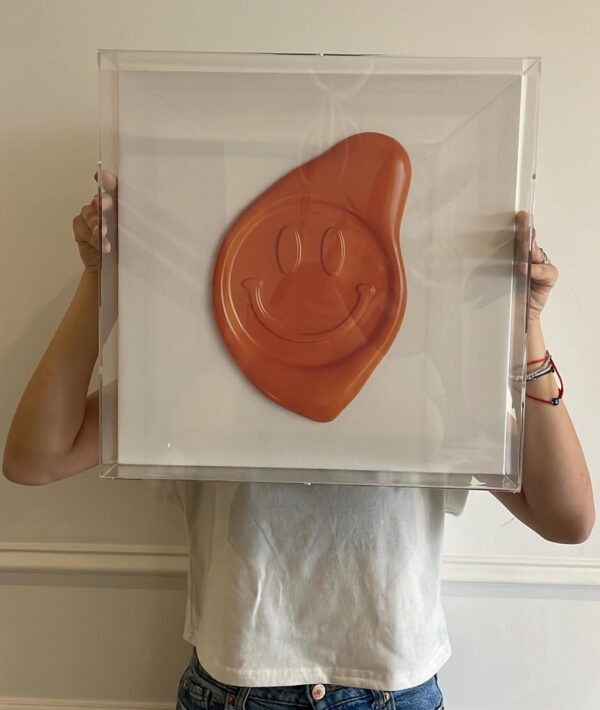 Acrylic smiley box